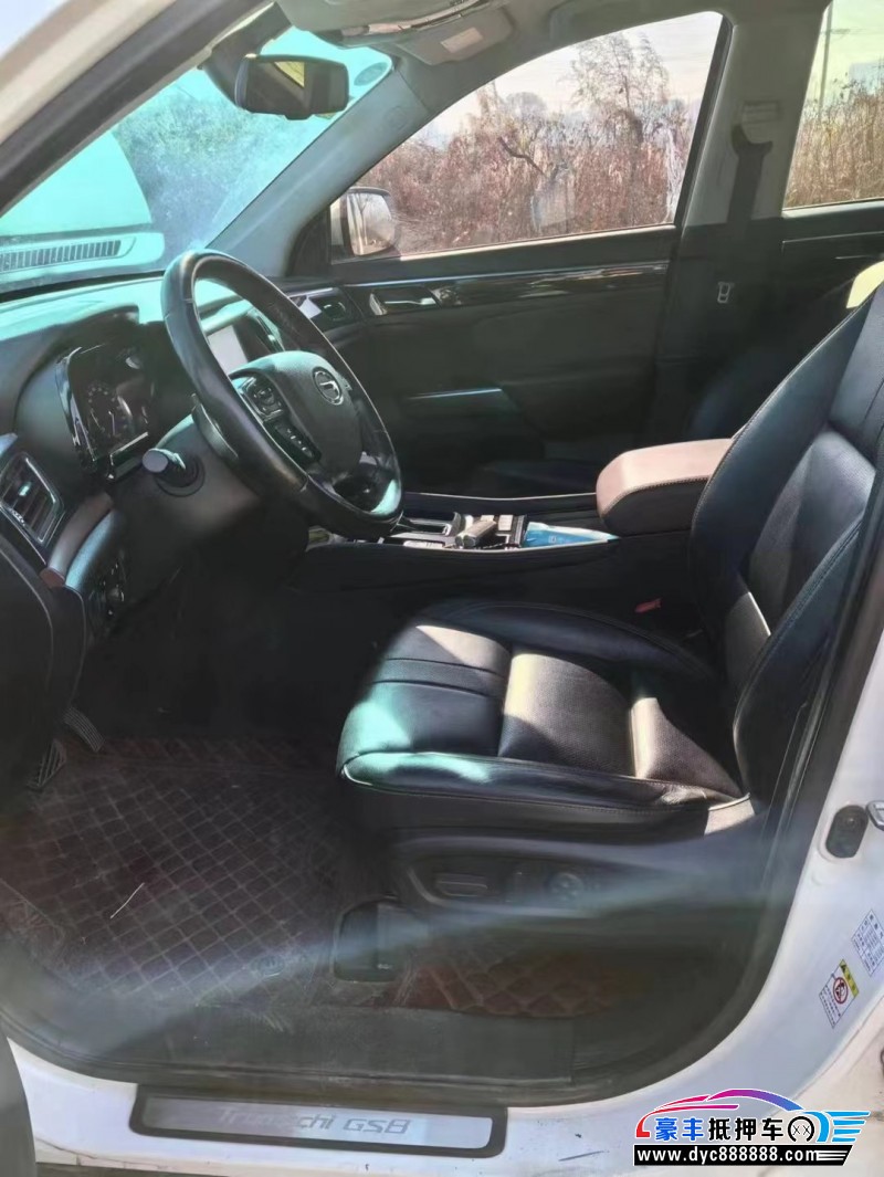 17年传祺GS8轿车抵押车出售