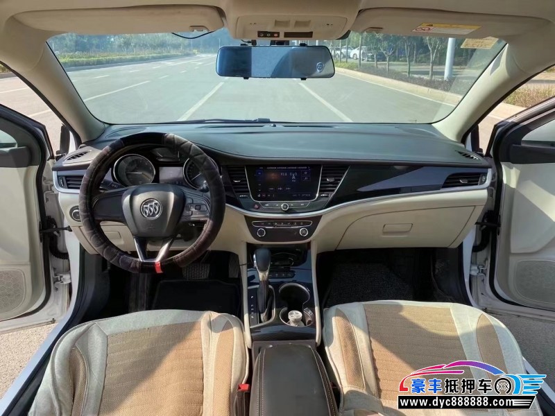 21年别克君威轿车抵押车出售