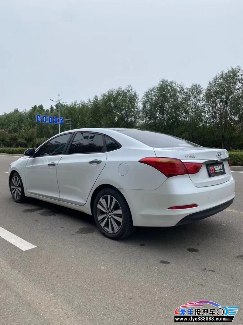 16年现代名图轿车抵押车出售