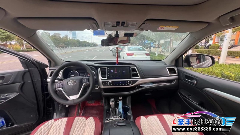 16年丰田汉兰达轿车抵押车出售