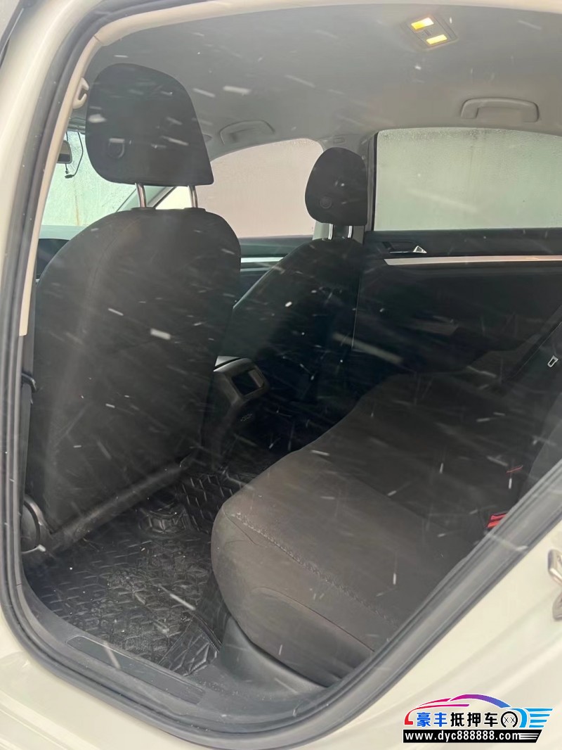 21年大众宝来轿车抵押车出售