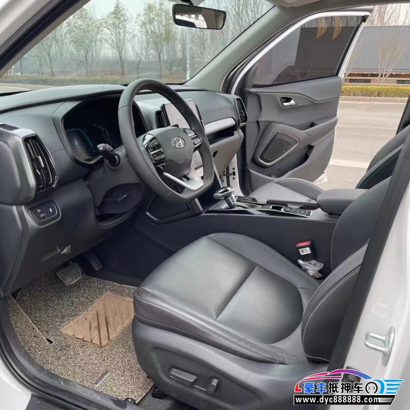 22年现代ix35轿车抵押车出售