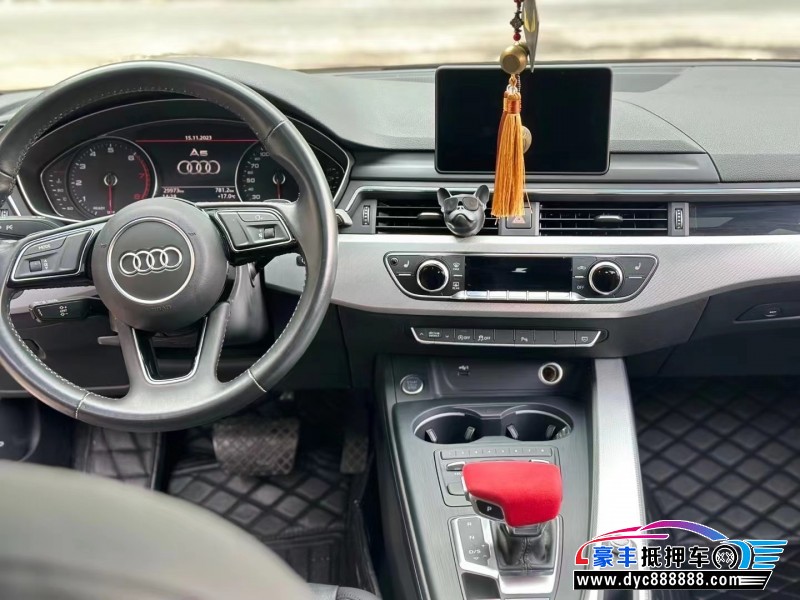 20年奥迪A5轿车抵押车出售