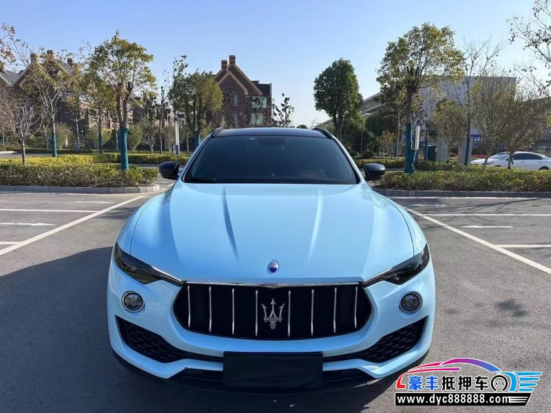 20年玛莎拉蒂莱万特轿车抵押车出售