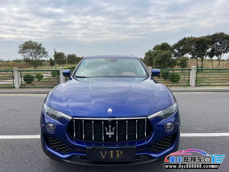 18年玛莎拉蒂莱万特轿车抵押车出售