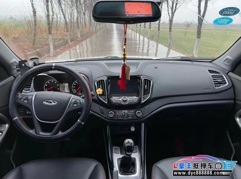 15年奇瑞瑞虎5轿车抵押车出售