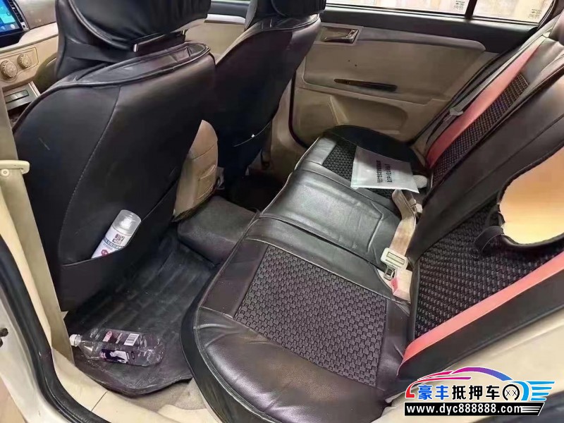 15年荣威350S轿车抵押车出售