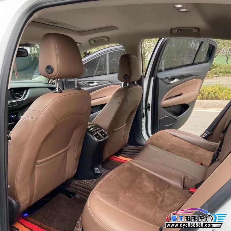 18年别克君威轿车抵押车出售