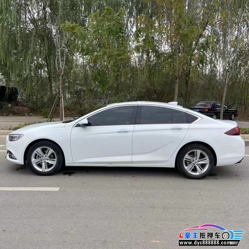 18年别克君威轿车抵押车出售