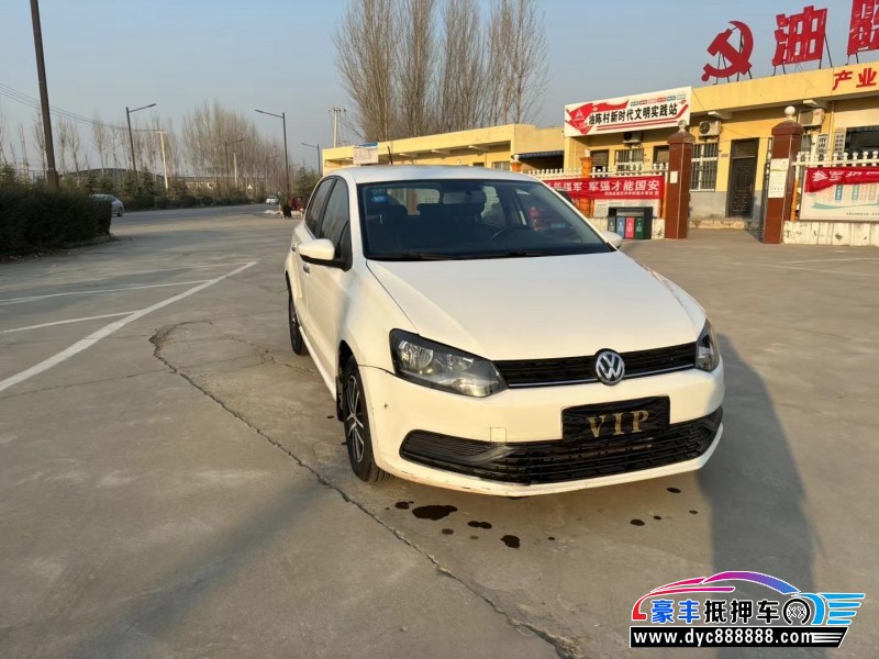 15年大众polo轿车抵押车出售