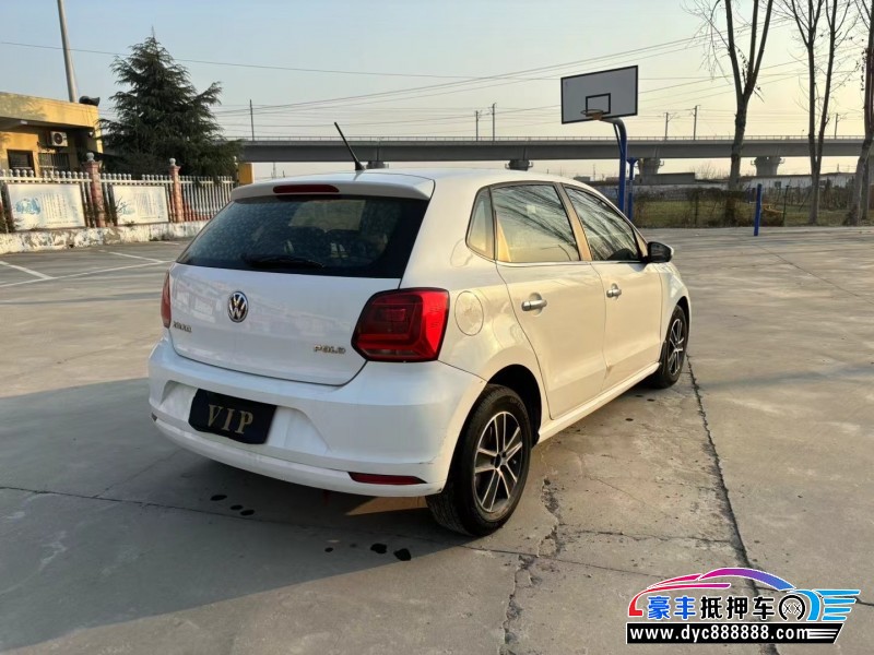 15年大众polo轿车抵押车出售