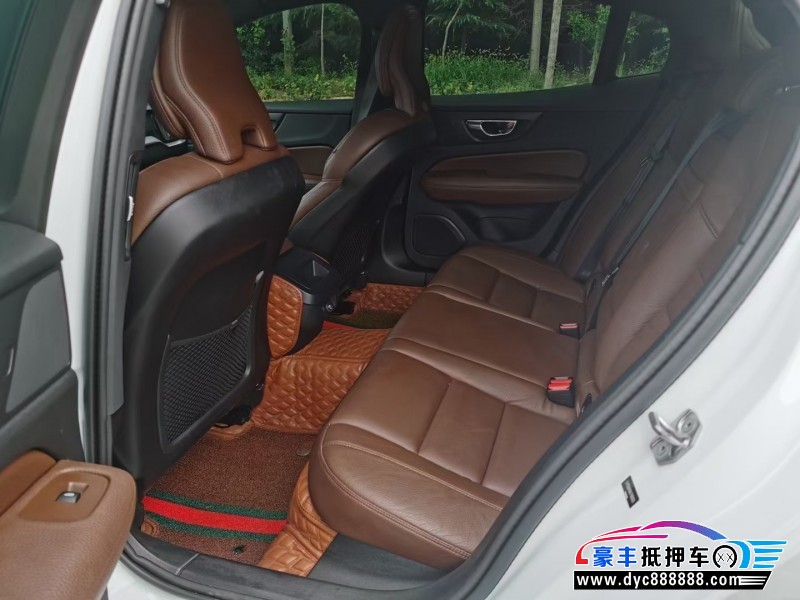 20年沃尔沃S60轿车抵押车出售