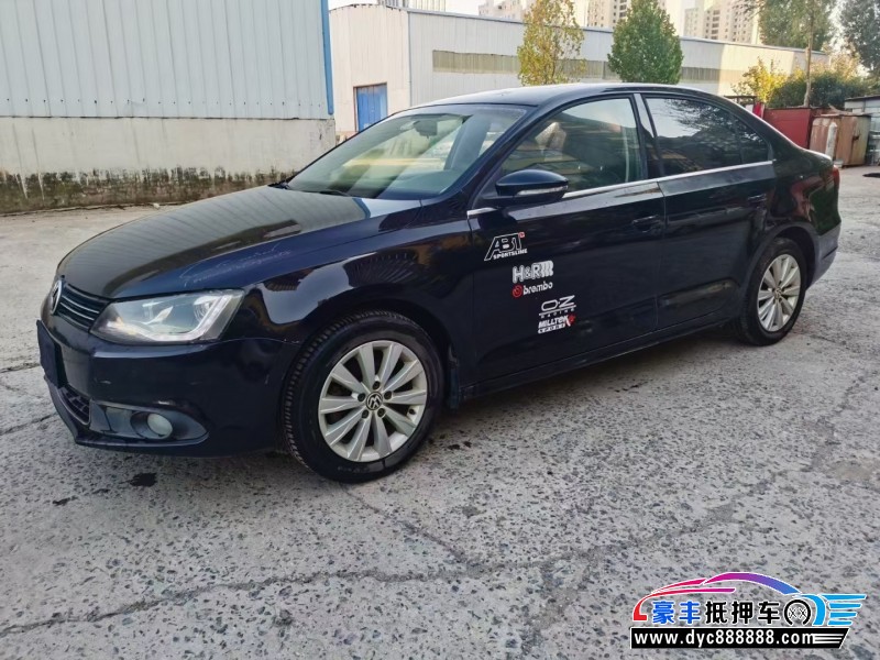 14年大众速腾轿车抵押车出售