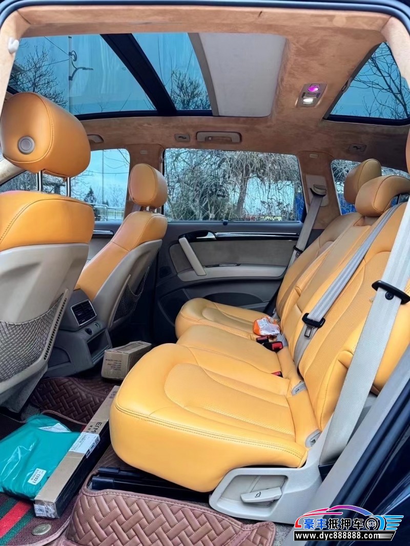 12年奥迪Q7SUV抵押车出售