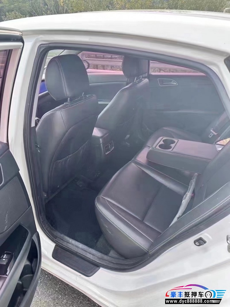 17年现代名图轿车抵押车出售