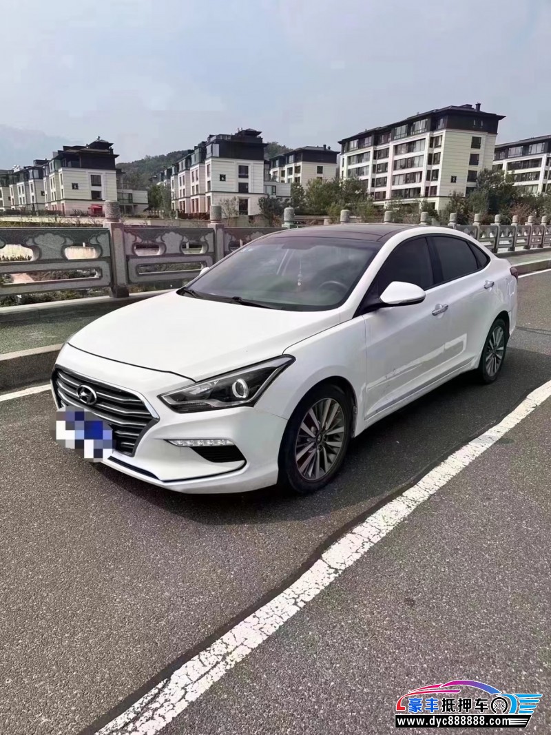 17年现代名图轿车抵押车出售