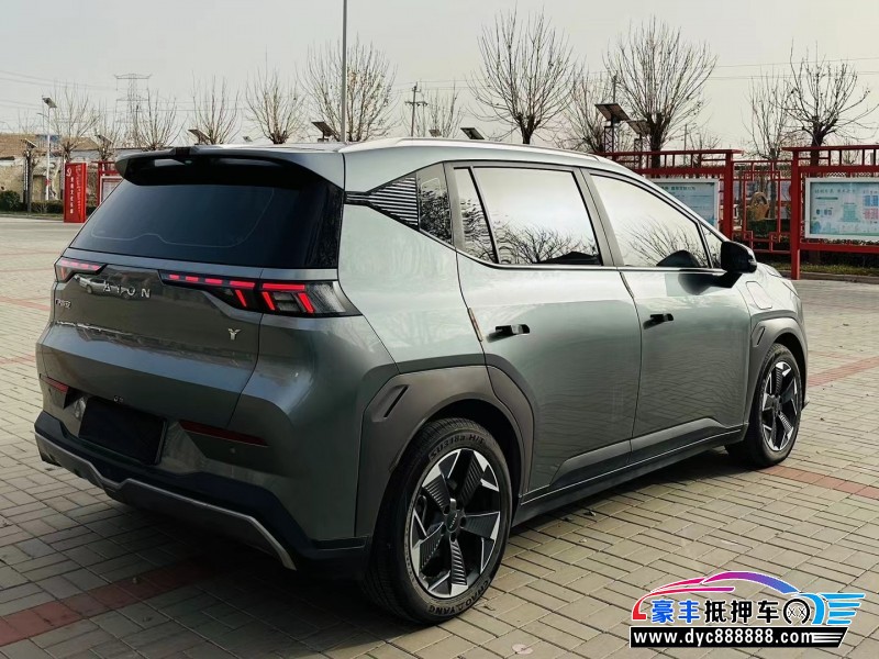 22年埃安E6轿车抵押车出售