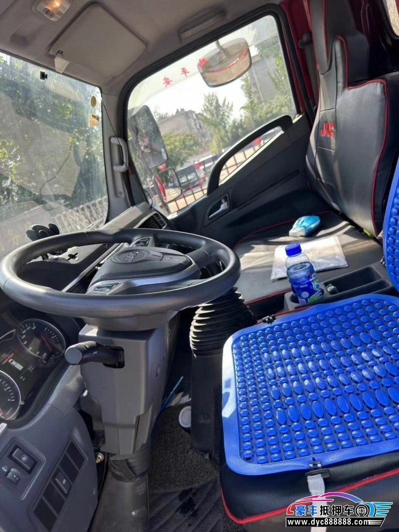 22年江淮骏铃轿车抵押车出售