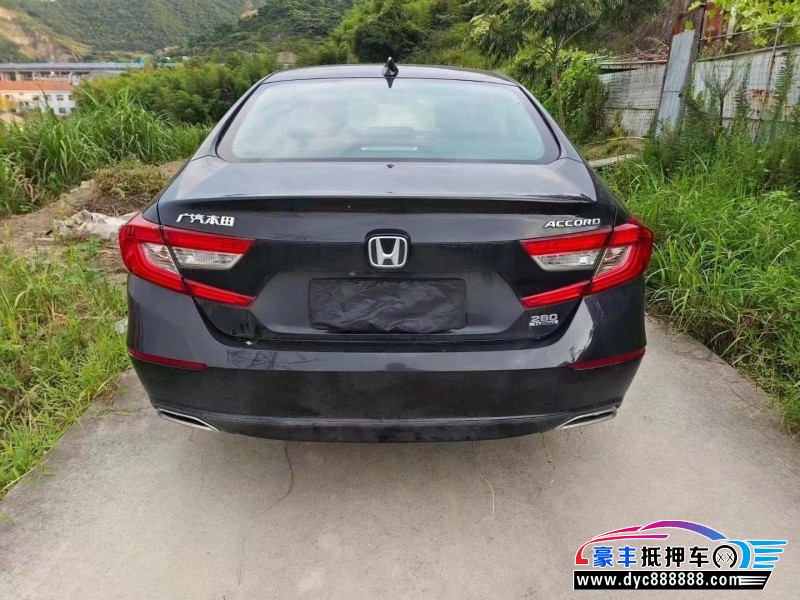 20年本田雅阁轿车抵押车出售