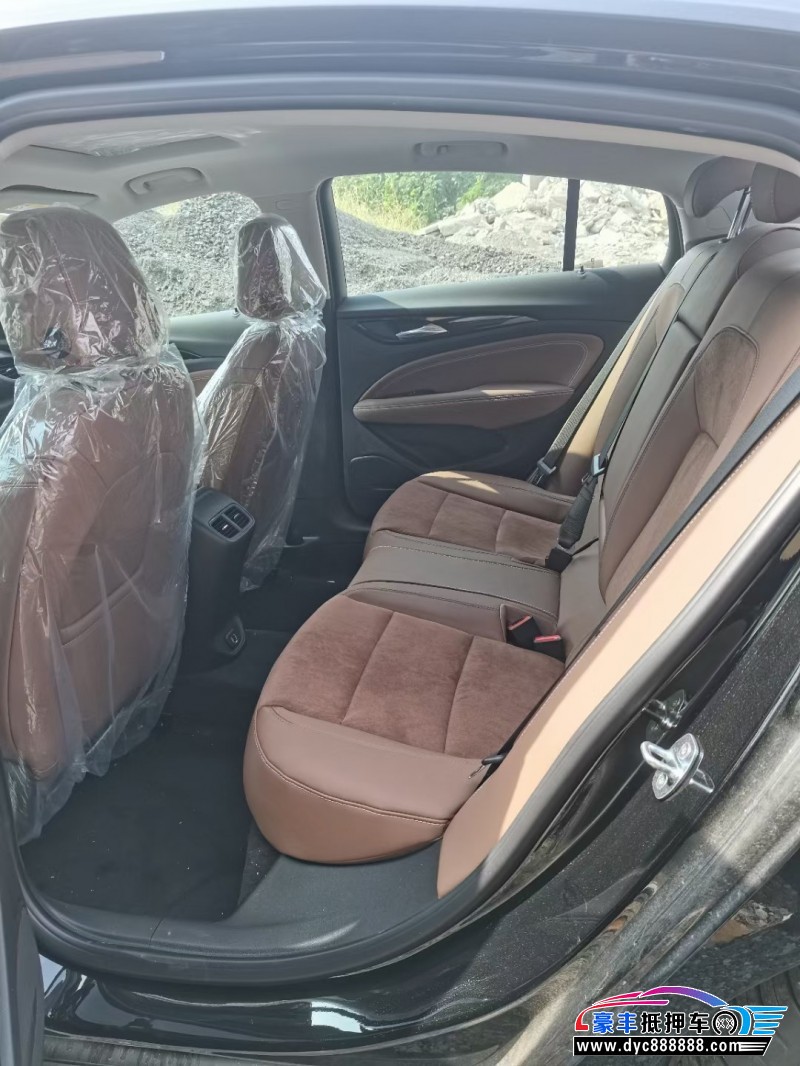 22年别克君威轿车抵押车出售