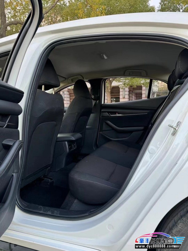 22年马自达昂克赛拉轿车抵押车出售