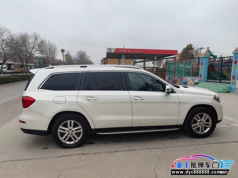 15年奔驰GL轿车抵押车出售