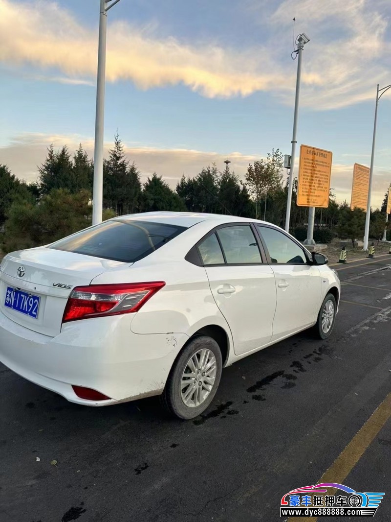 16年丰田威驰轿车抵押车出售