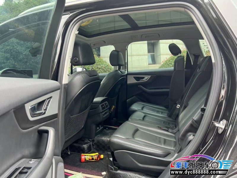 19年奥迪Q7轿车抵押车出售