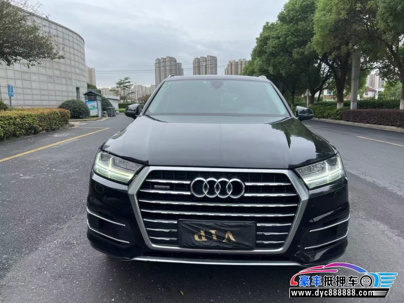 14年奥迪Q7轿车抵押车出售