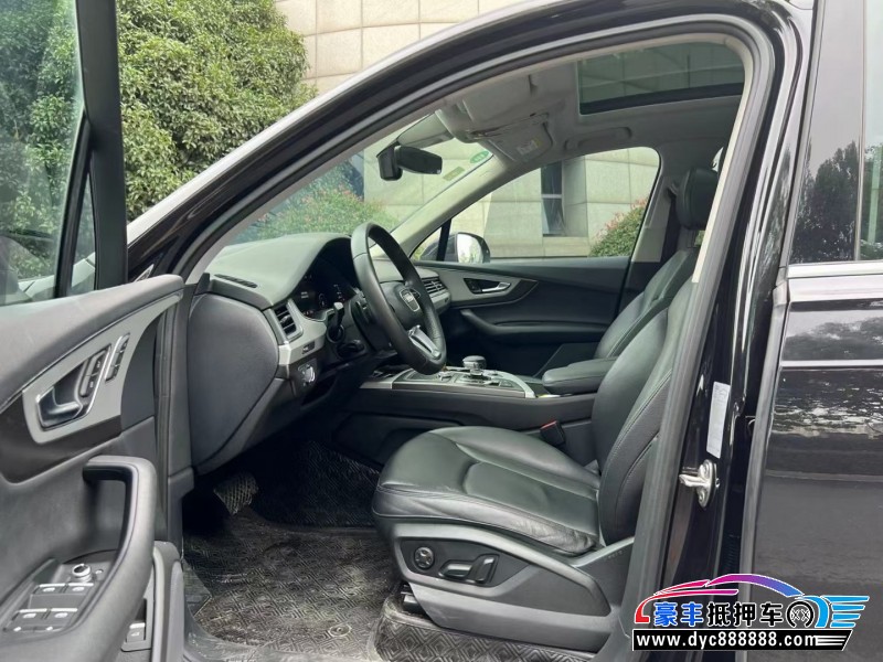 14年奥迪Q7轿车抵押车出售