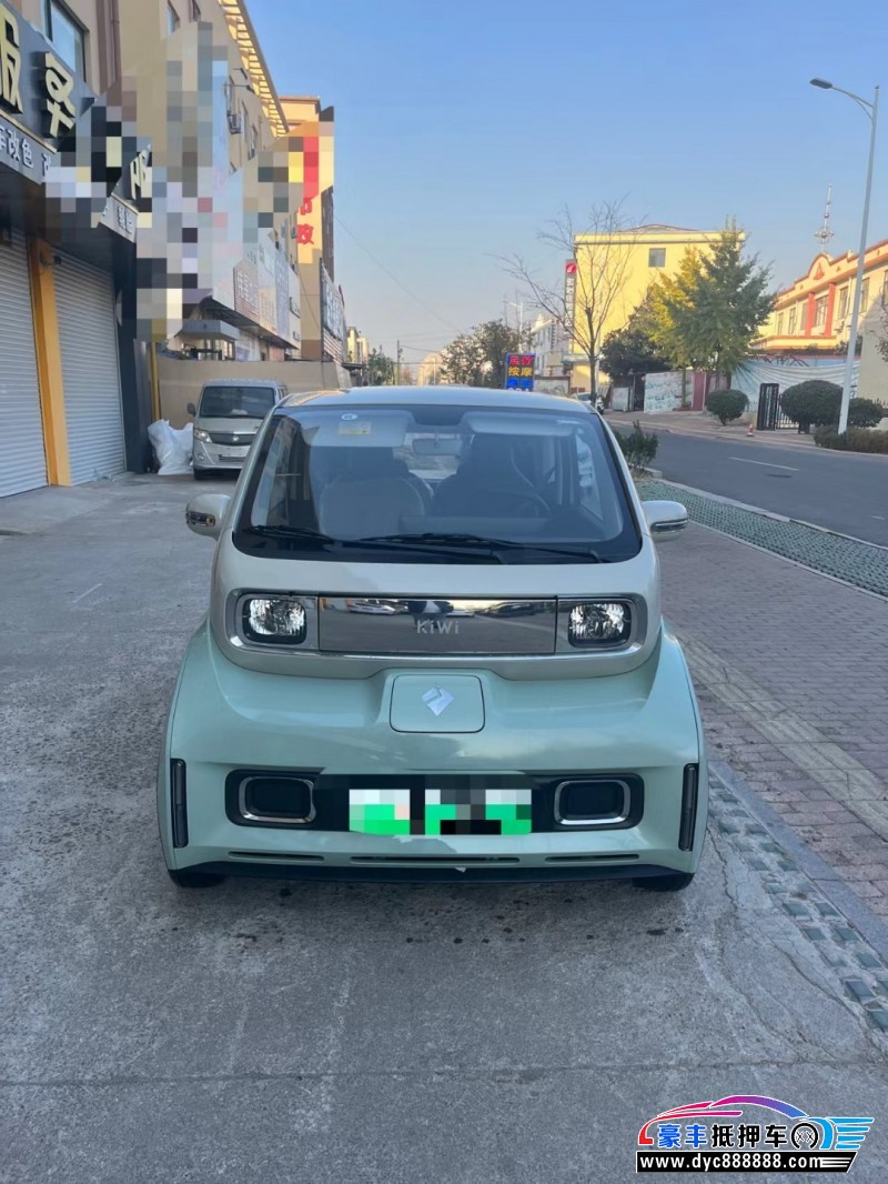 23年宝骏kiwi ev轿车抵押车出售