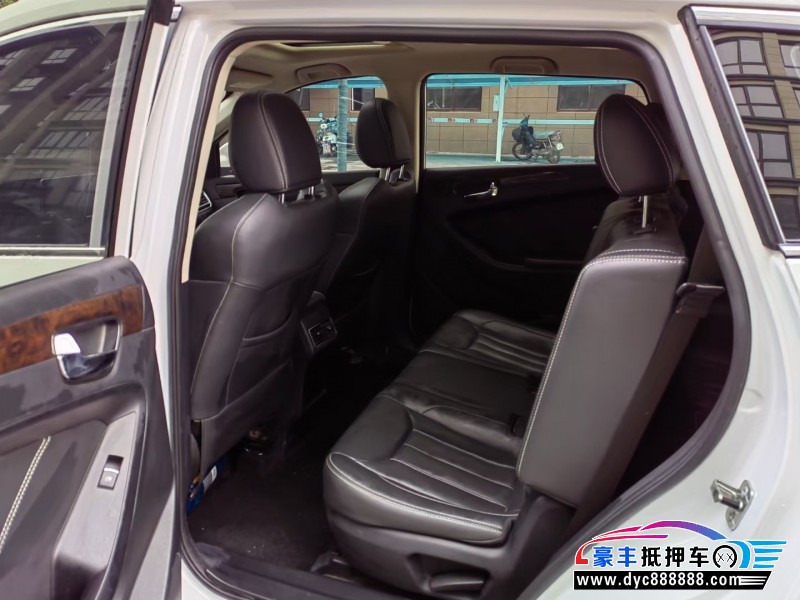 20年东风风光580轿车抵押车出售