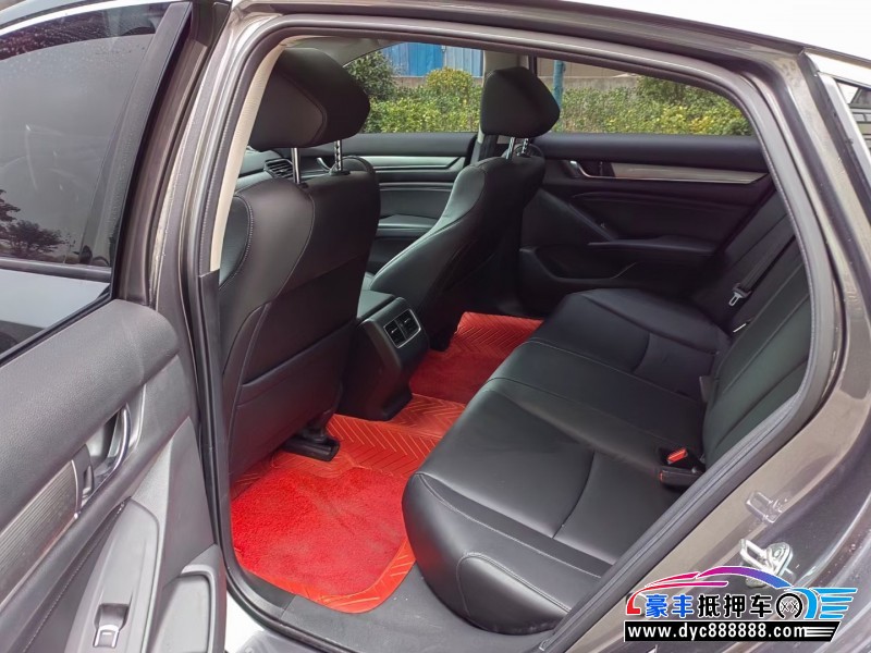 21年本田雅阁轿车抵押车出售