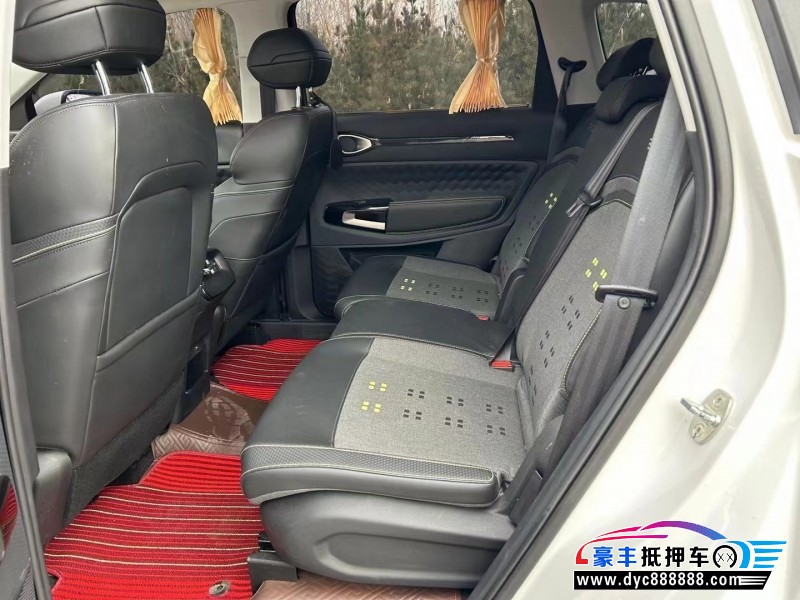 21年宝骏宝骏RM5轿车抵押车出售