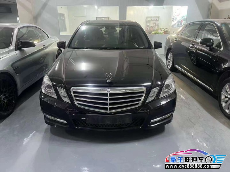 11年奔驰E轿车抵押车出售