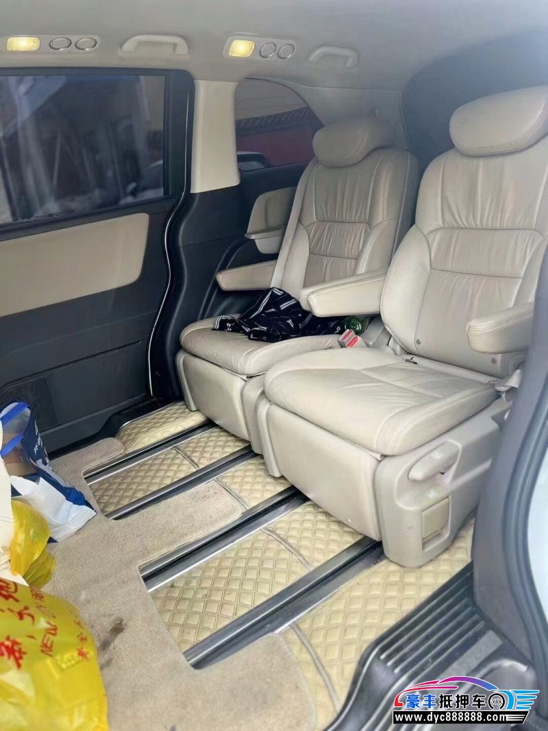 15年本田奥德赛MPV抵押车出售