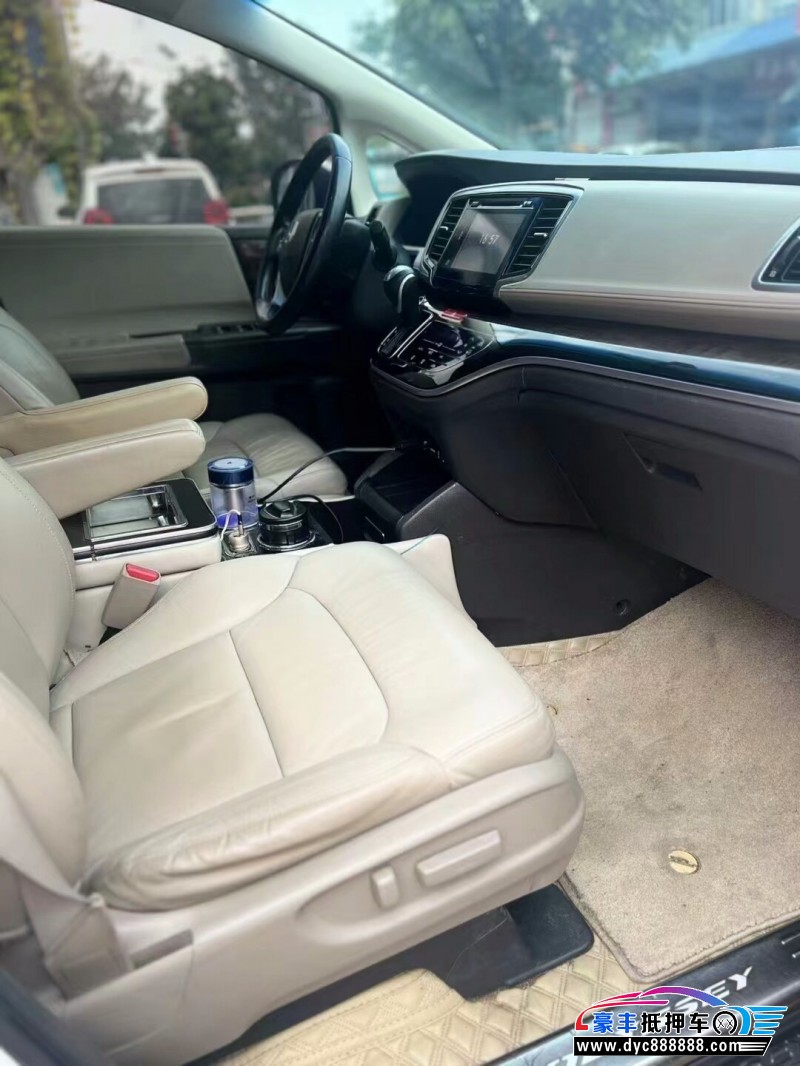 15年本田奥德赛MPV抵押车出售