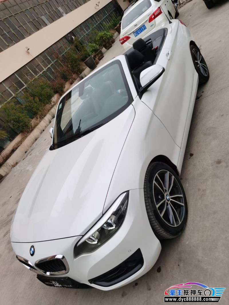 18年宝马2系轿车抵押车出售