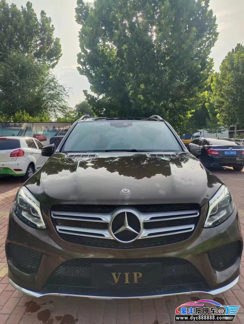 18年奔驰GLE轿车抵押车出售