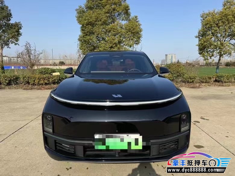 23年理想L8轿车抵押车出售