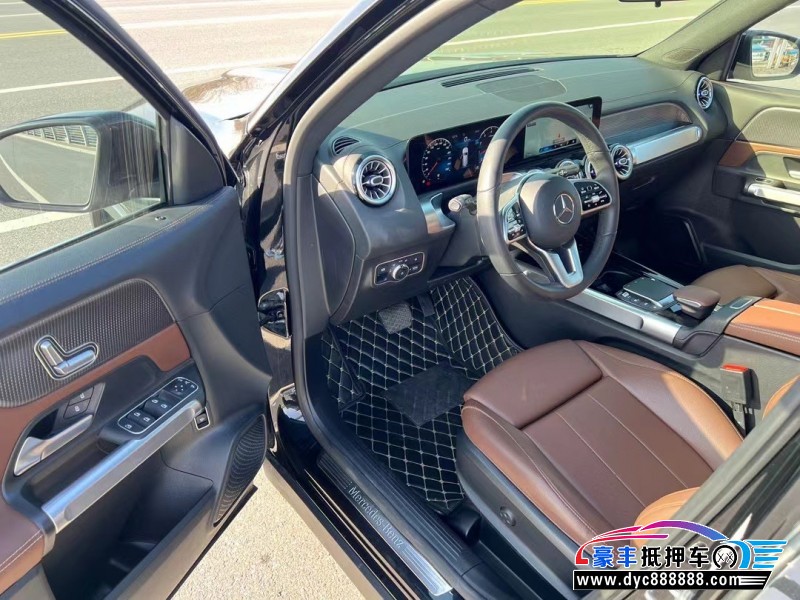 21年奔驰GLB轿车抵押车出售