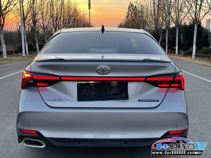 22年丰田亚洲龙轿车抵押车出售