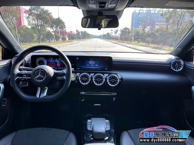 23年奔驰A轿车抵押车出售