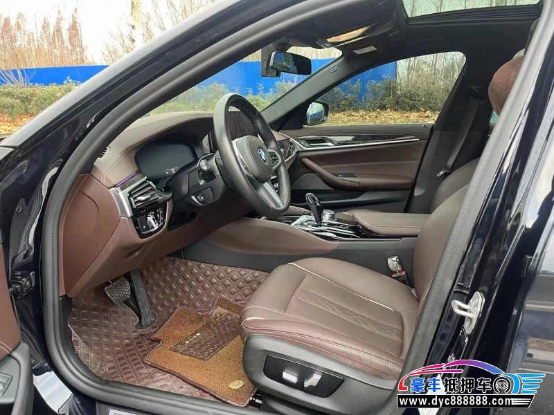 21年宝马5系轿车抵押车出售