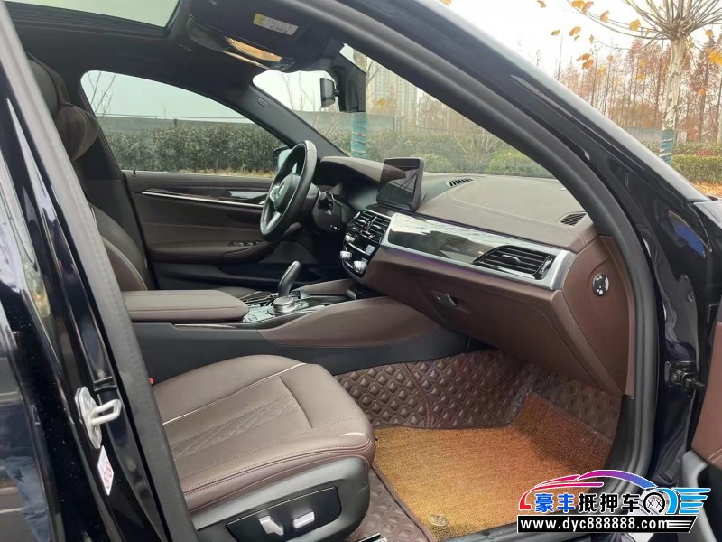 21年宝马5系轿车抵押车出售