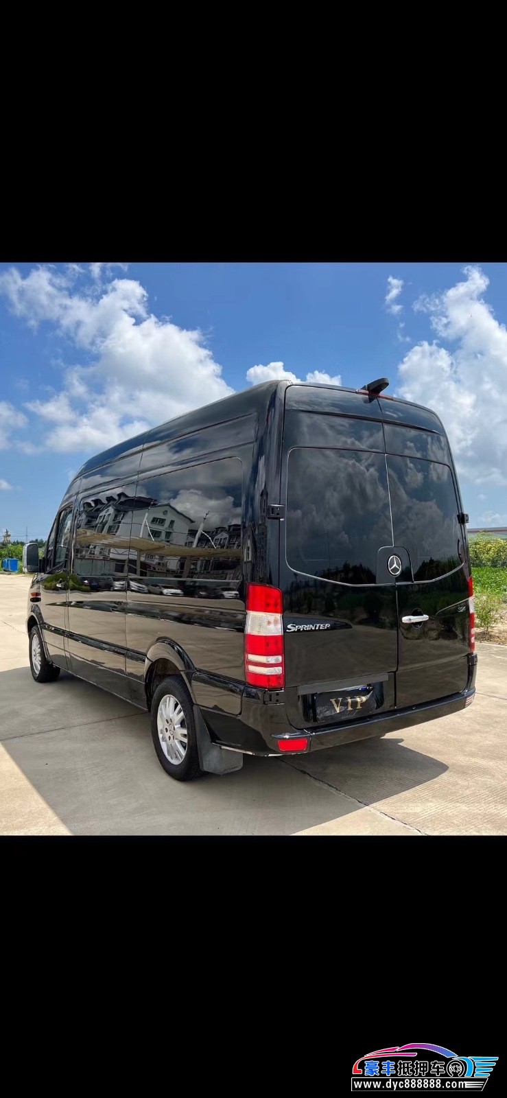 14年奔驰斯宾特轿车抵押车出售