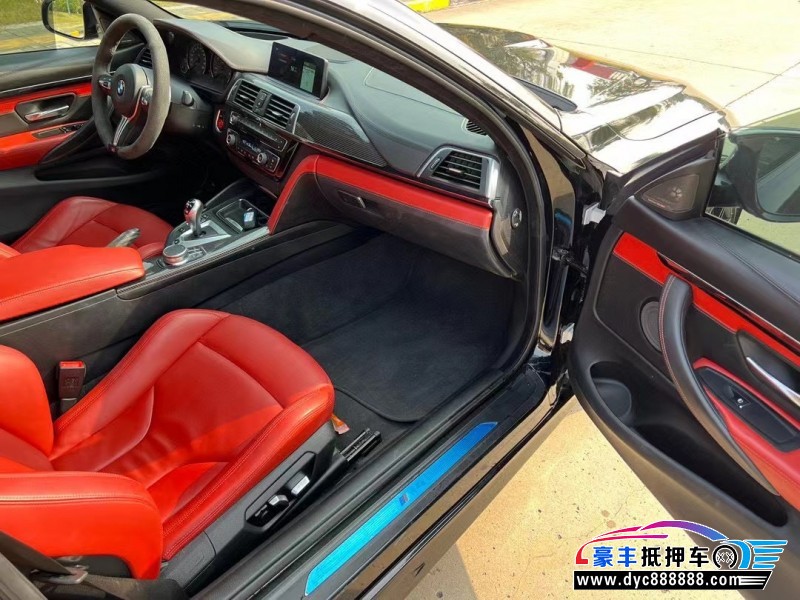 19年宝马M4轿车抵押车出售