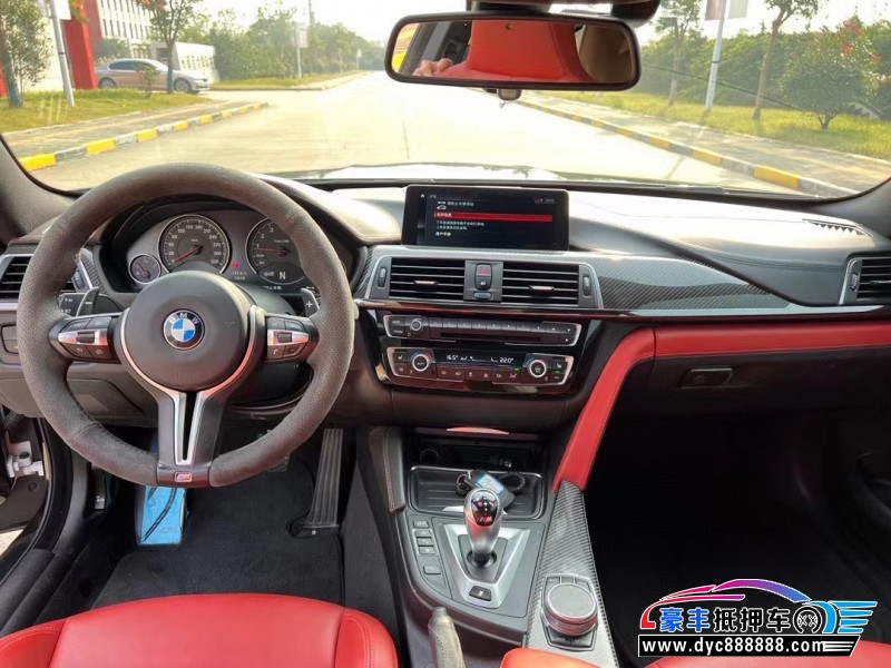 19年宝马M4轿车抵押车出售