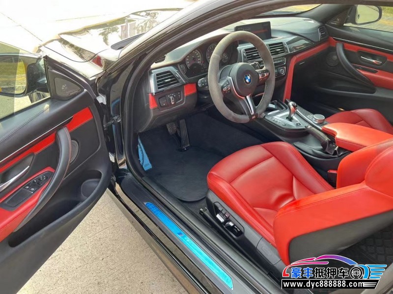 19年宝马M4轿车抵押车出售