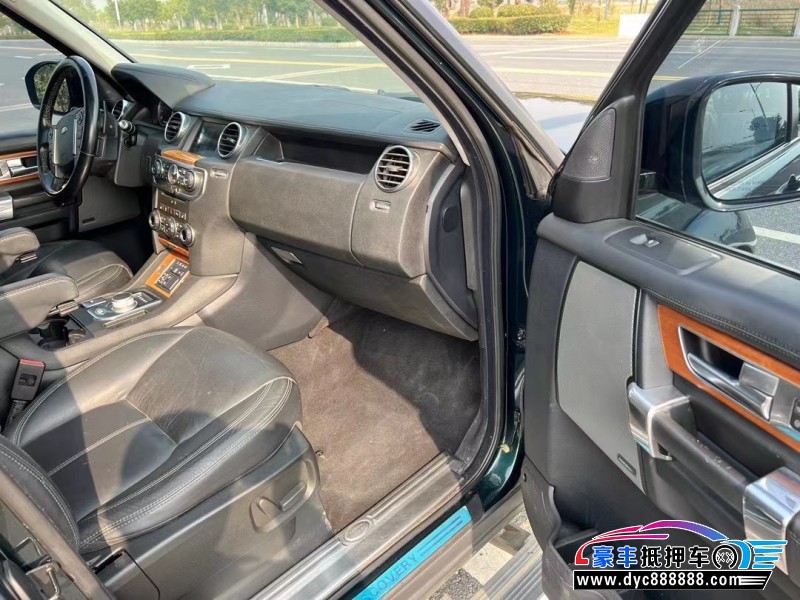 15年路虎发现4轿车抵押车出售